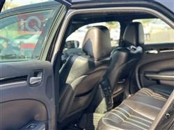 کرایسلەر 300